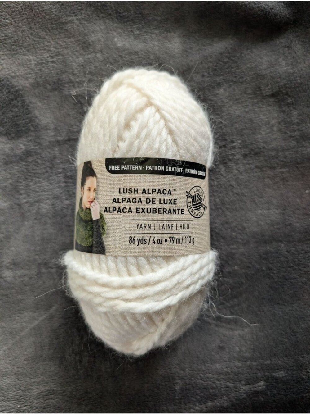 Loops and Threads Lush Alpaca Acrylic/Alpaca Blend Yarn - White
